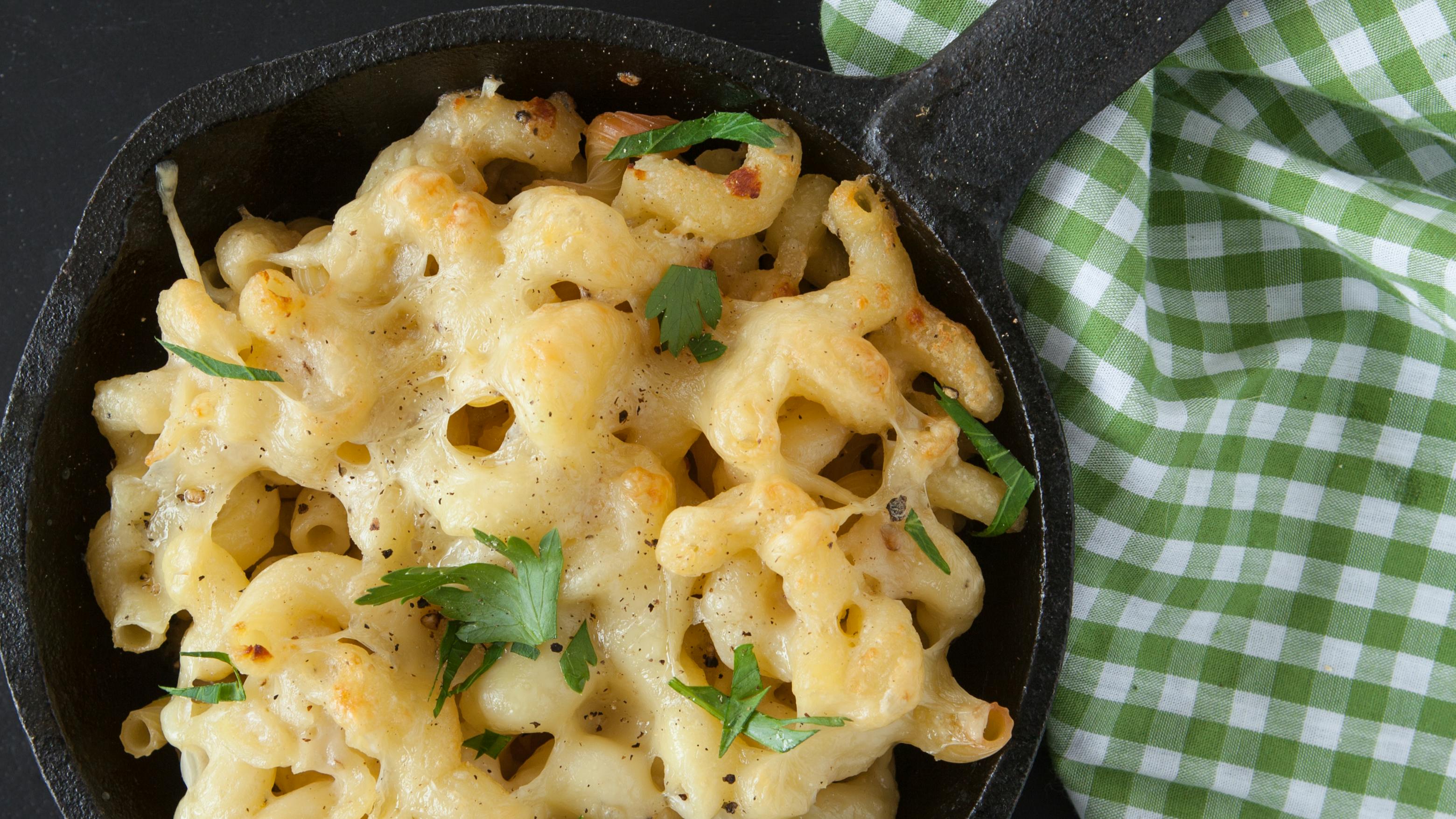 Mac and Cheese in a cast iron skillet. 