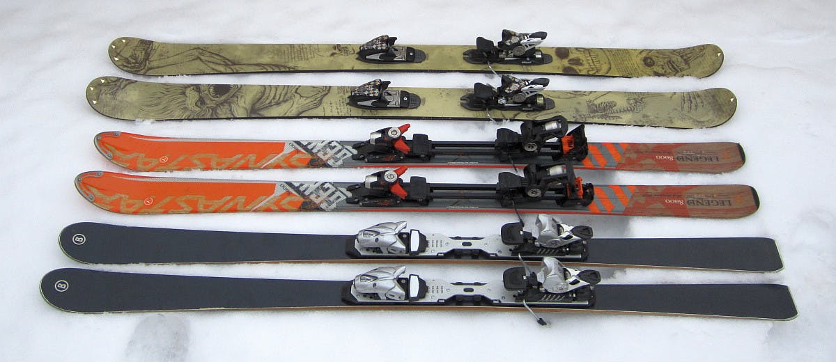 Twin tip outlet skis