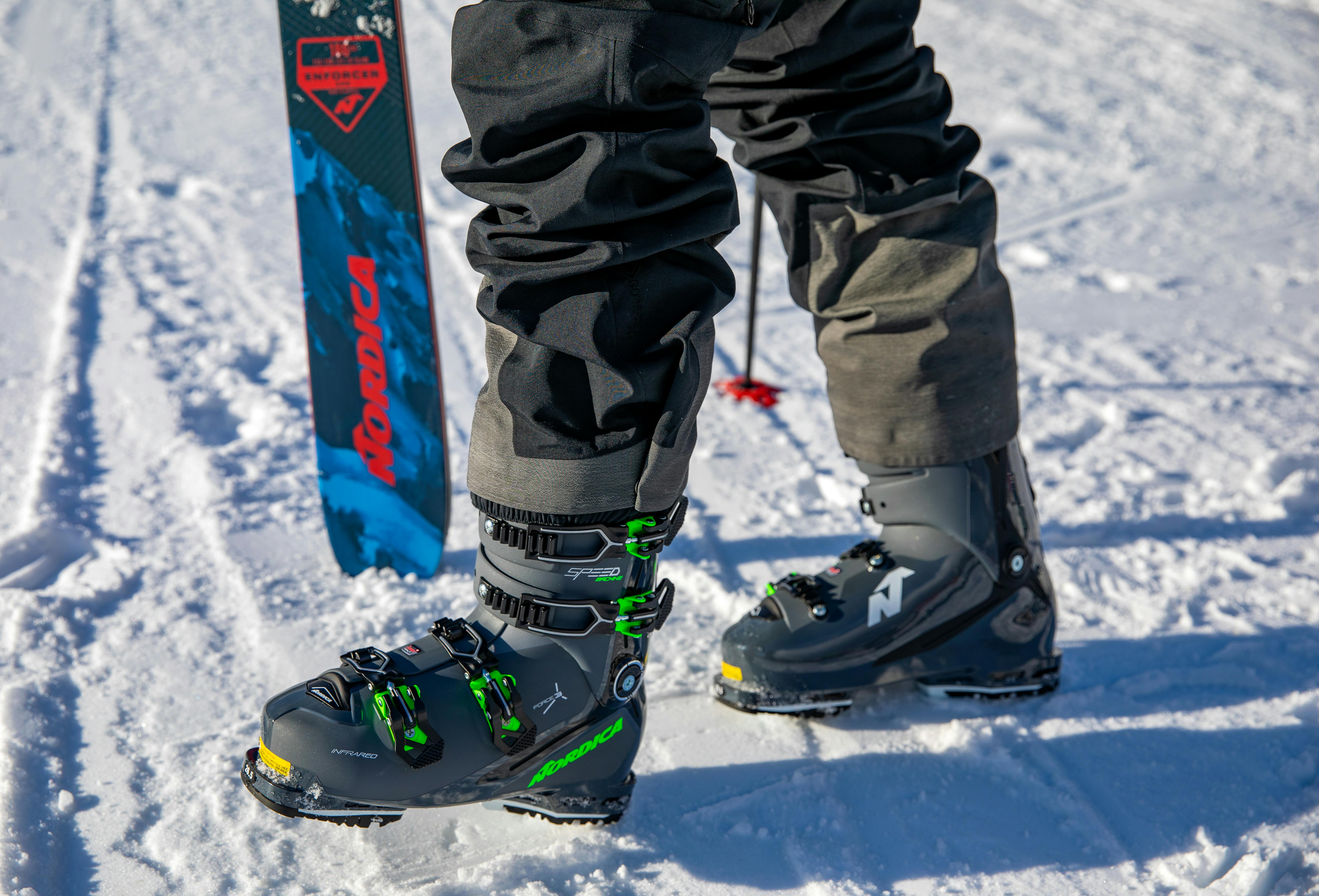 Tecnica Mach Sport EHV 120 Ski Boots 2024