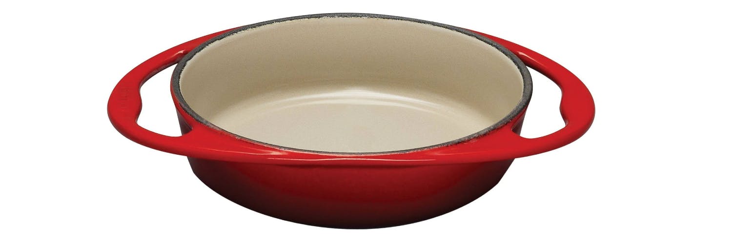  Le Creuset Enameled Cast-Iron 6-1/3-Inch Skillet with Iron  Handle, Cherry: Le Creuset Fry Pans: Home & Kitchen