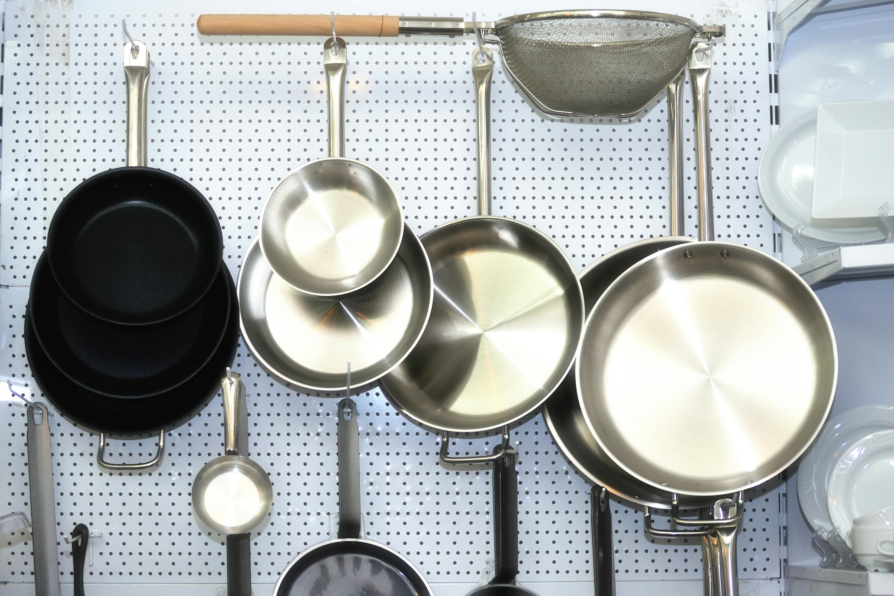 Cast Iron vs. Stainless Steel: Which Is Best for Your Kitchen?