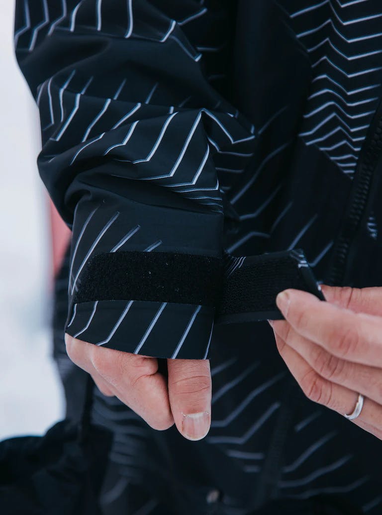 K-Swiss Mens Black Jacket Zip Front Two Side Pockets One Inside Size 105 Cm  L