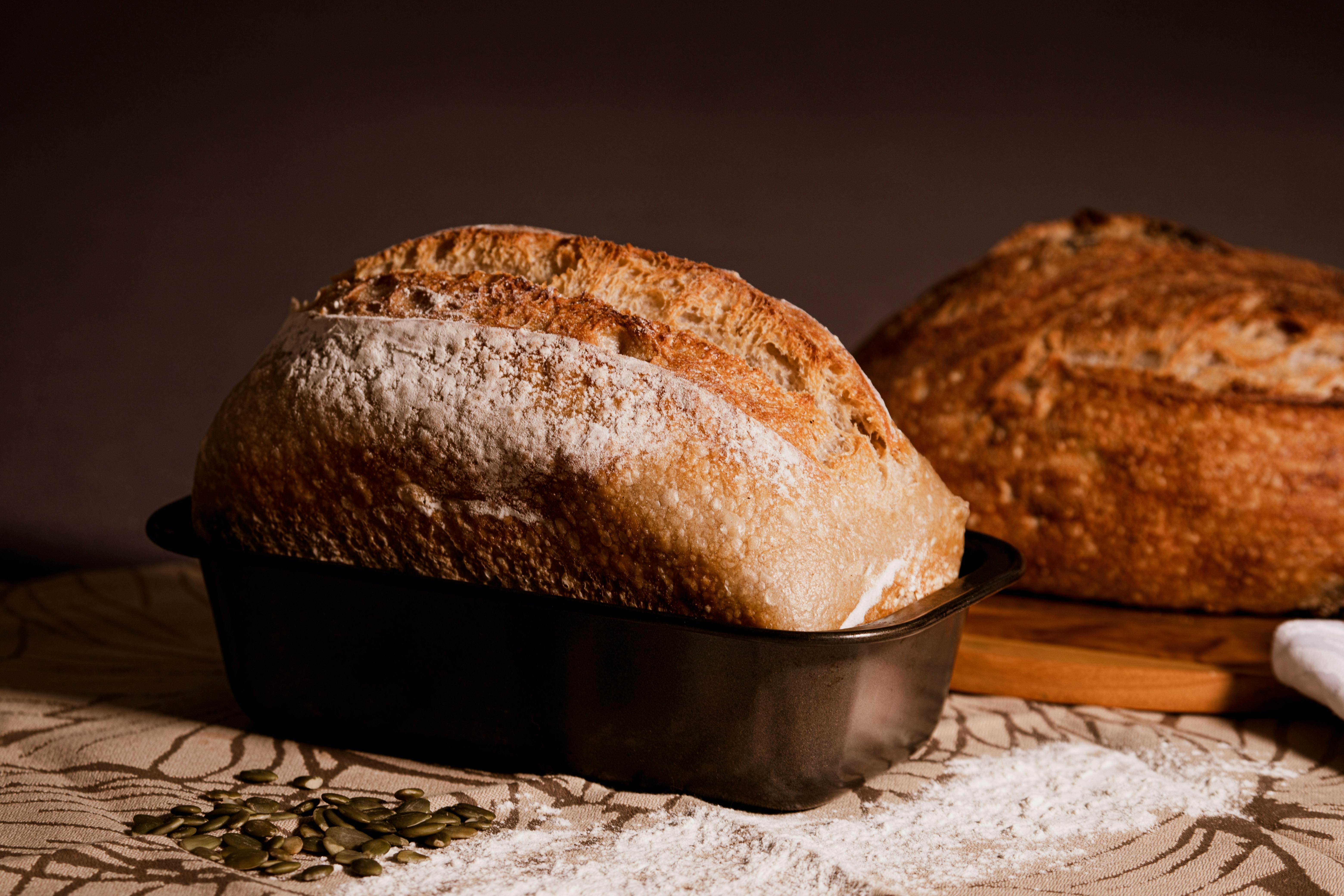 Baker's Secret Large Loaf Pan for Baking Bread, Nonstick Carbon Steel  Rectangular Pan 11 x 6, Premium Food-Grade Coating, Non-stick Meatloaf  Bread