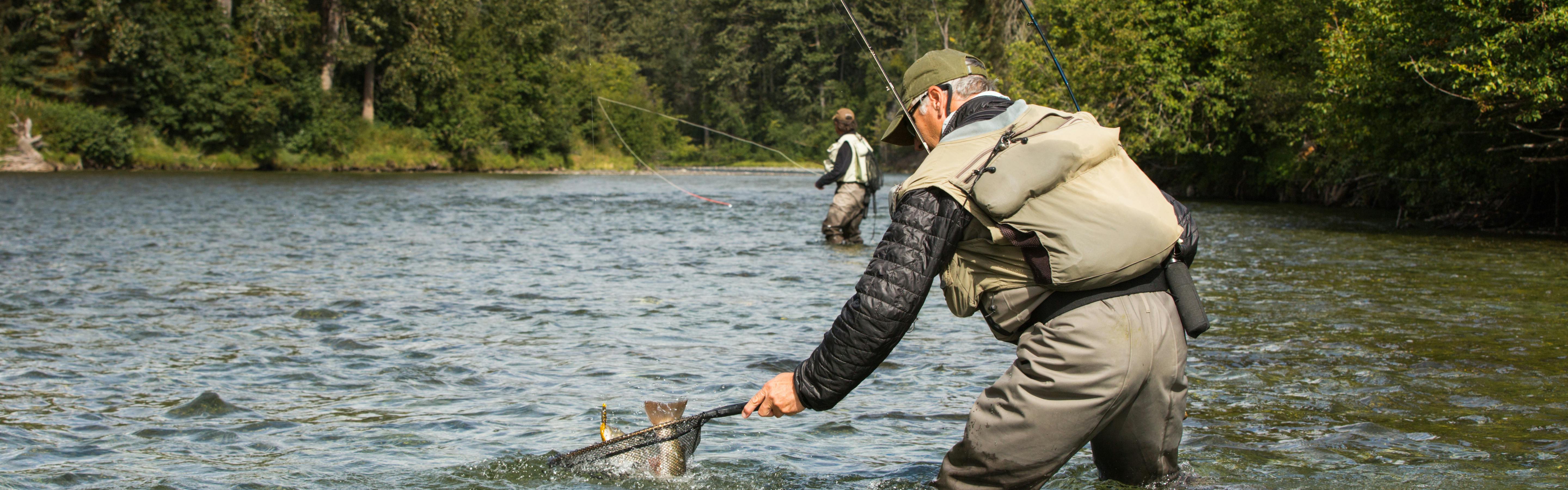 The 6 Most Recommended Fly Fishing Jackets