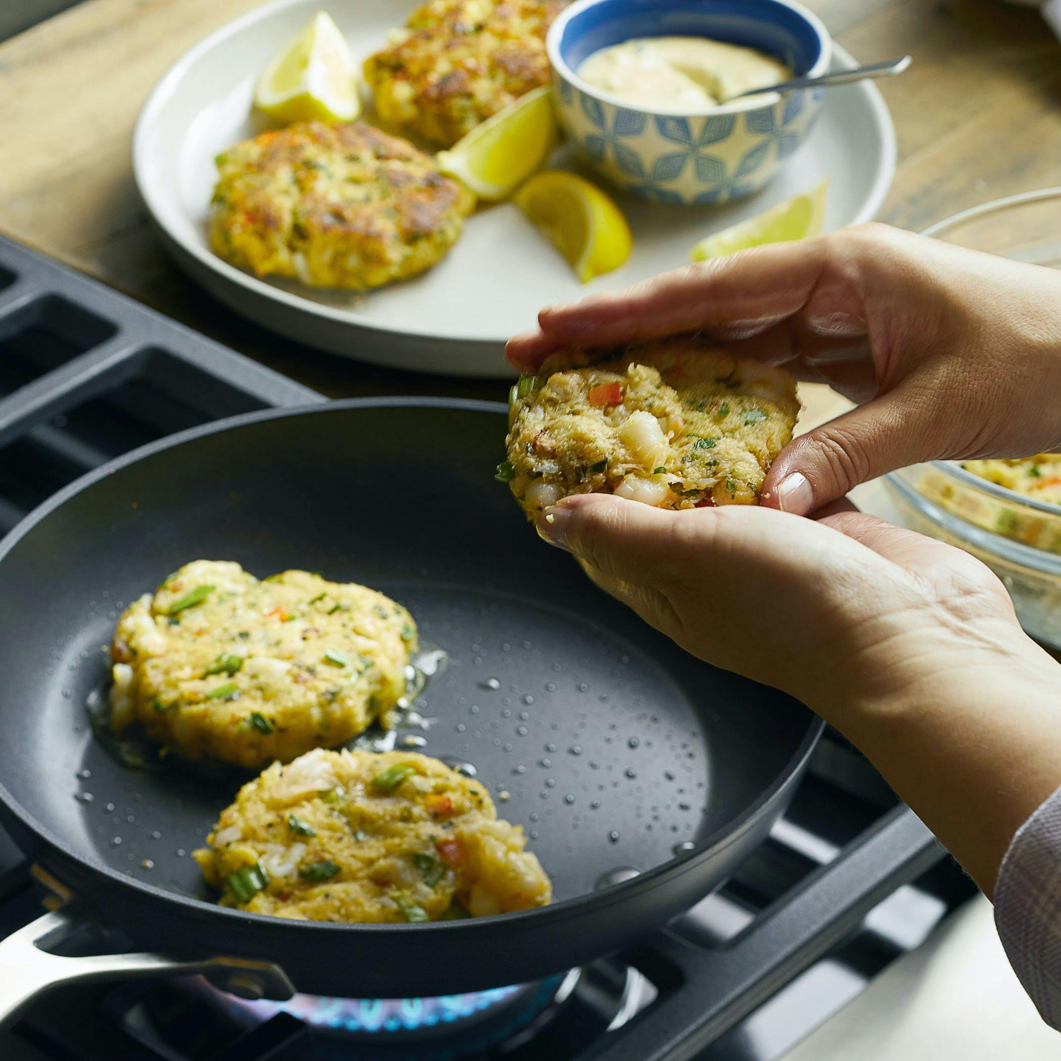 KitchenAid Hard-Anodized Induction Frying Pan with Lid, 10-Inch, Matte  Black 