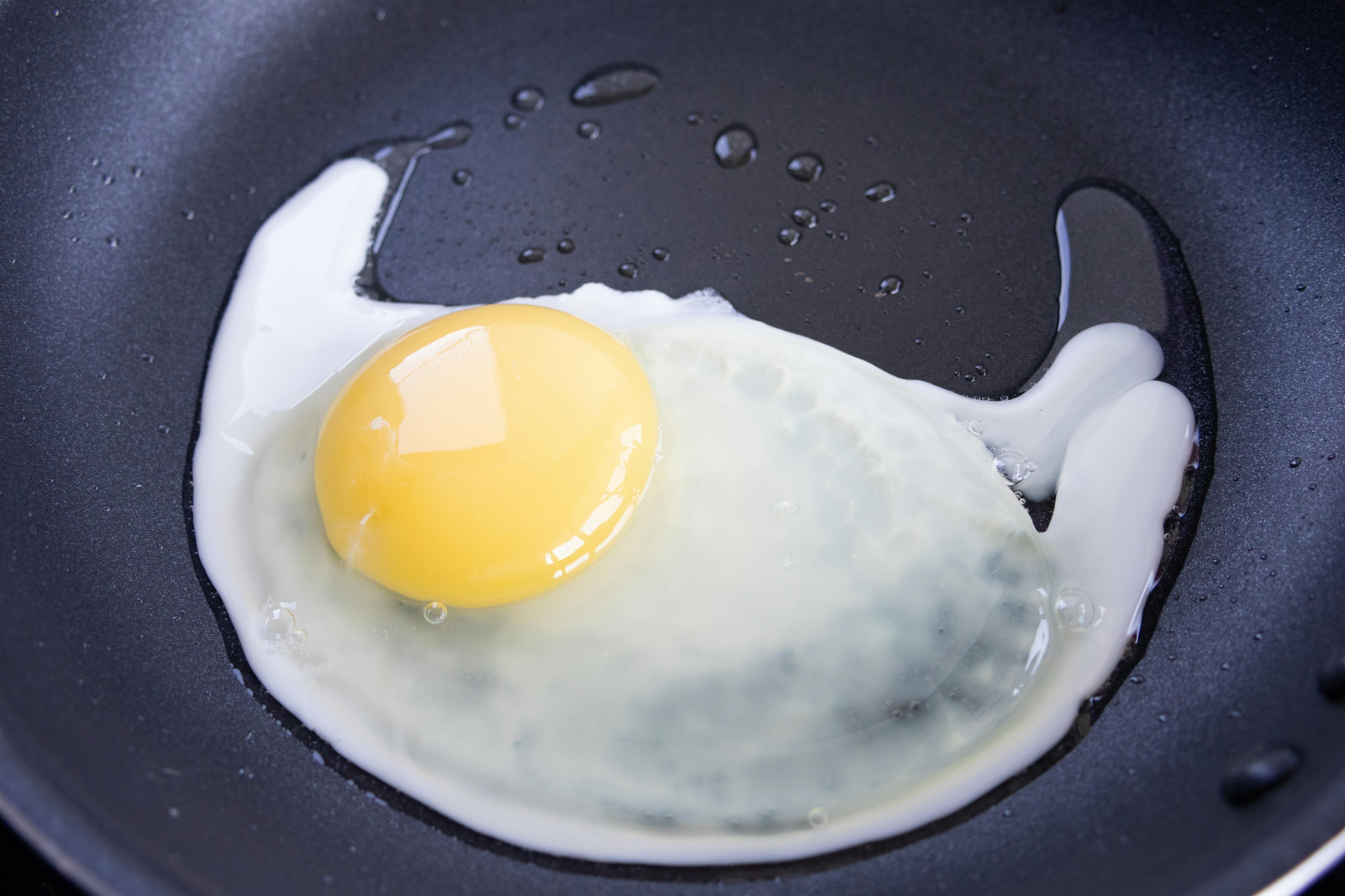 An Expert Guide to Non-Stick Pans