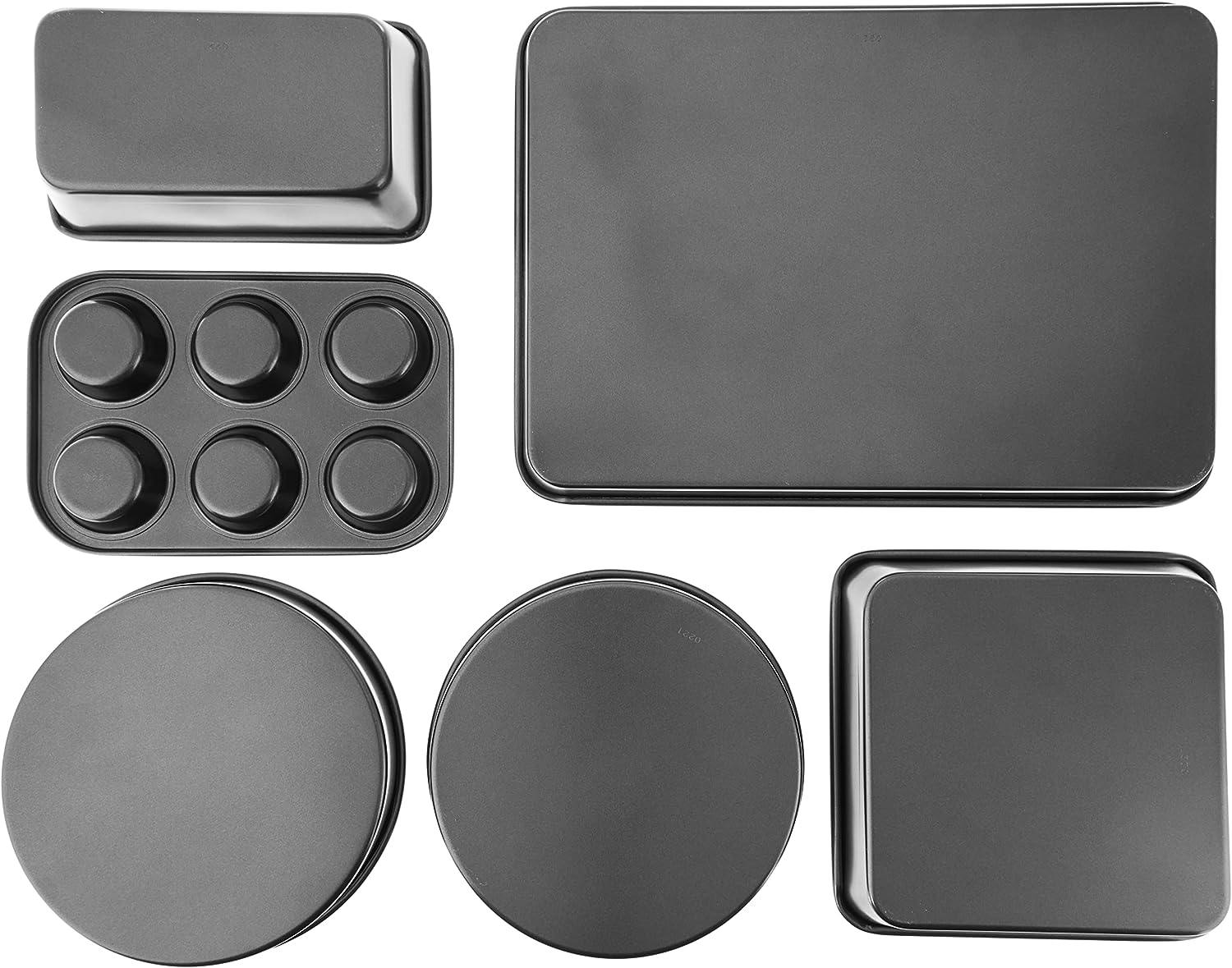Cuisinart 6-Piece Bakeware Essentials Set, Silver