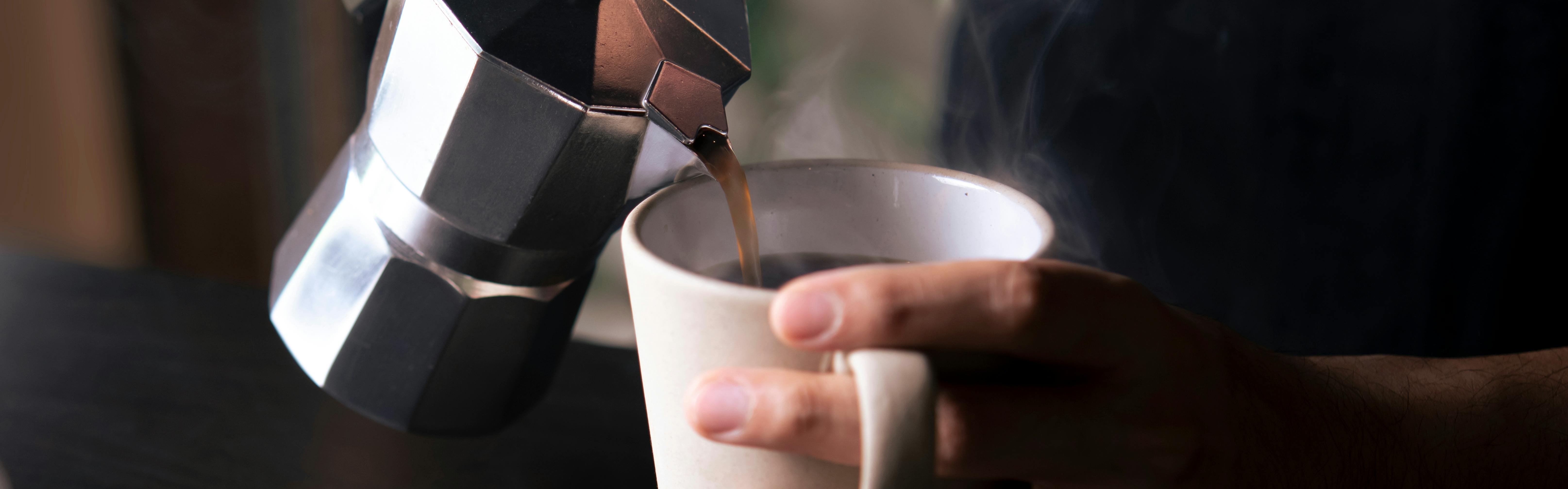 Upside Down Macchiato vs Latte: Unraveling the Espresso Mysteries