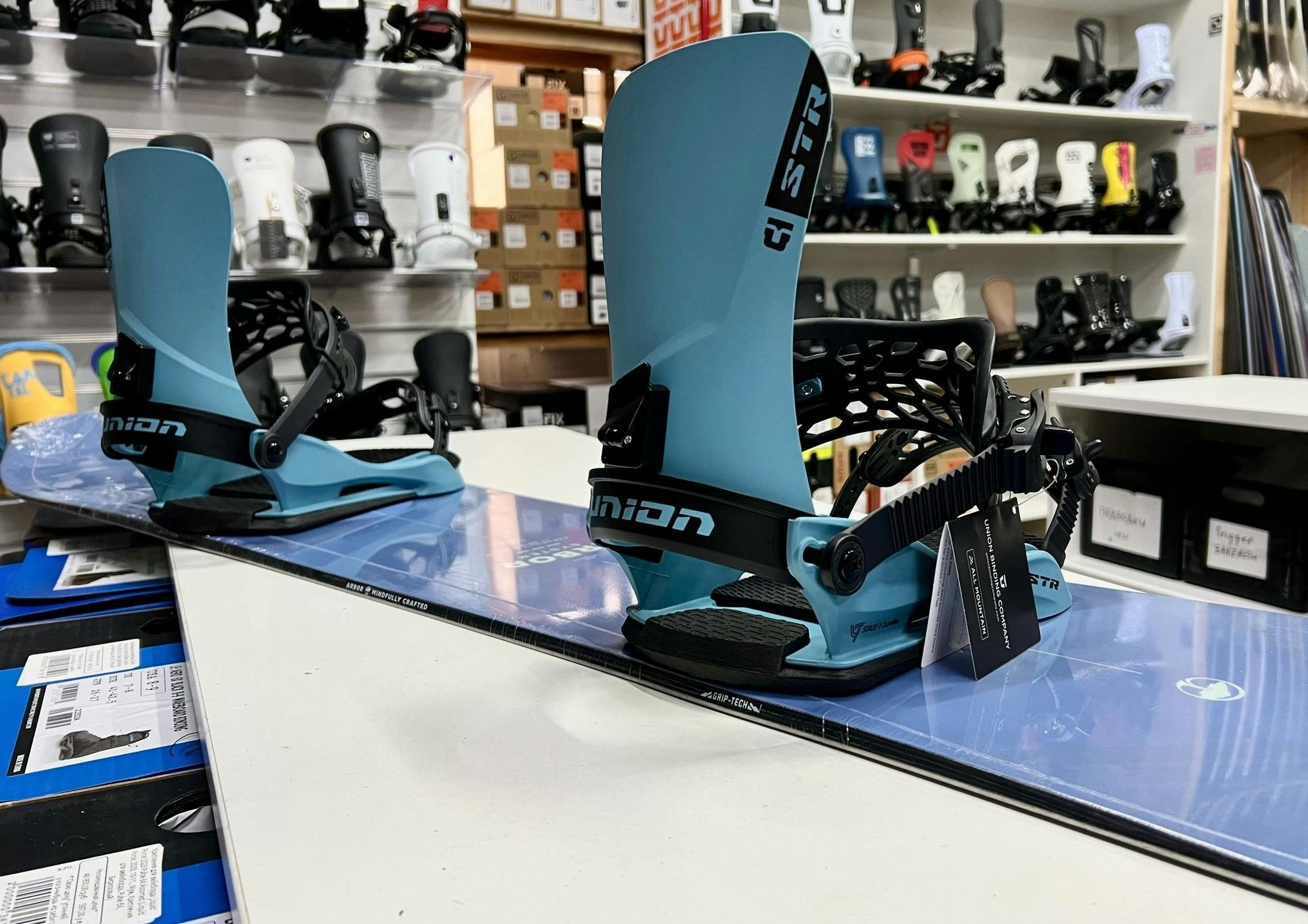 Review Union STR Snowboard Bindings · 2024