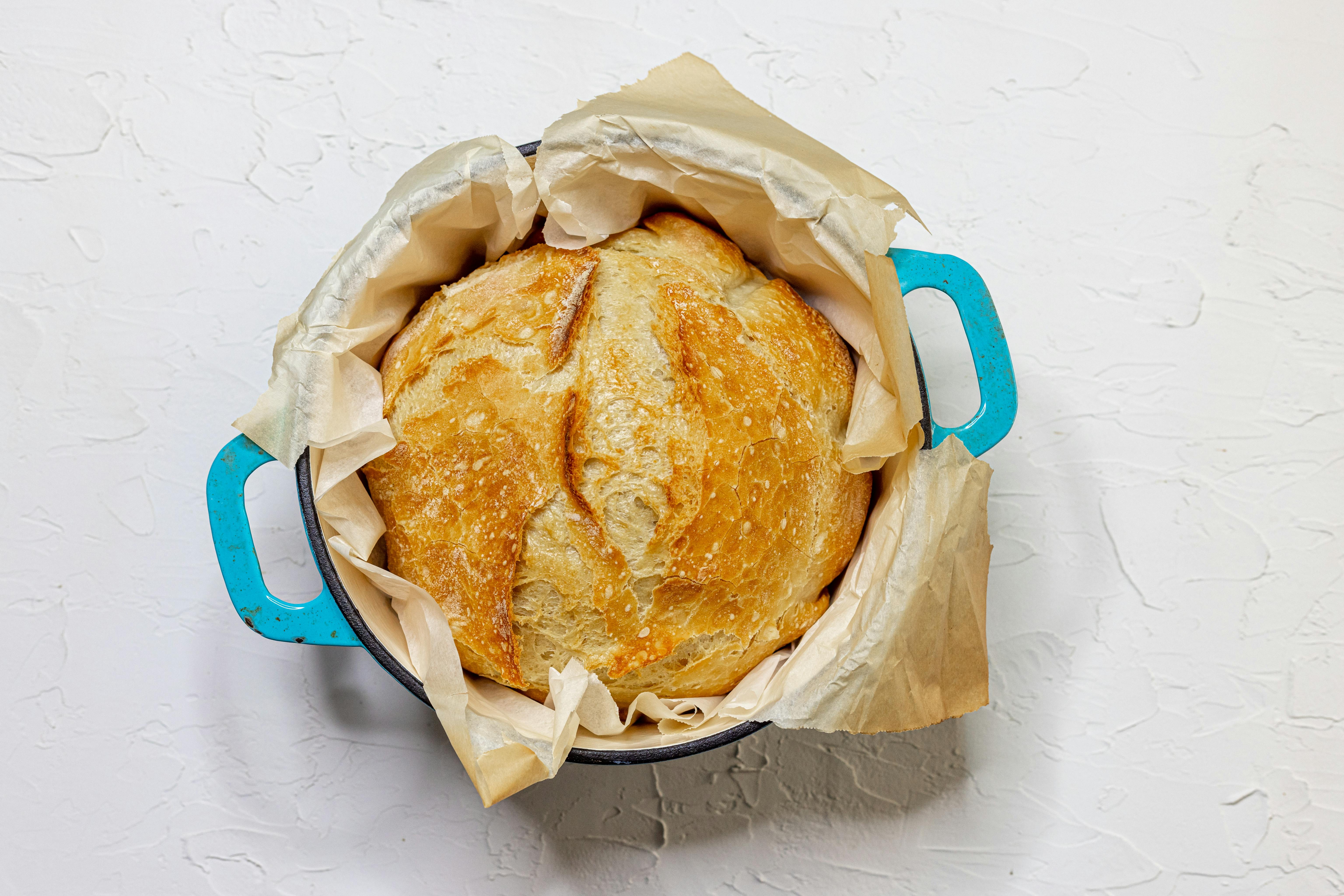 An Expert Guide to Le Creuset Bread Pans